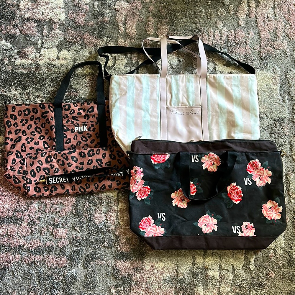 Set of 3 Victoria secret / pink weekender bags tots